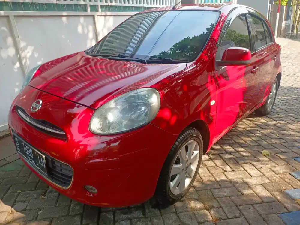 Dijual Nissan March 1.2 th 2012