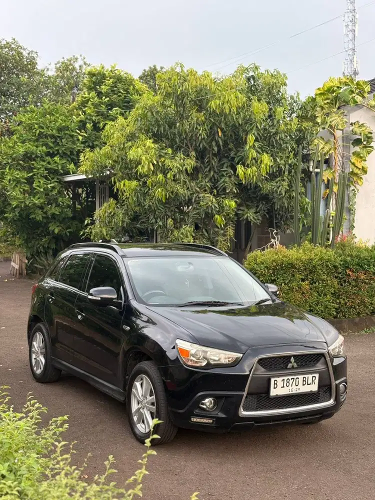 Mitsubishi Outlander PX 2014 low KM TERMURAH