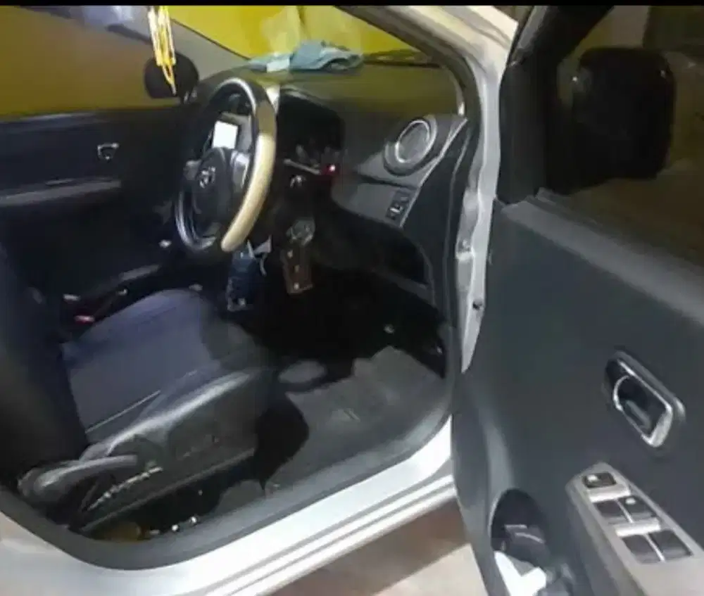 Toyota Agya G manual 216