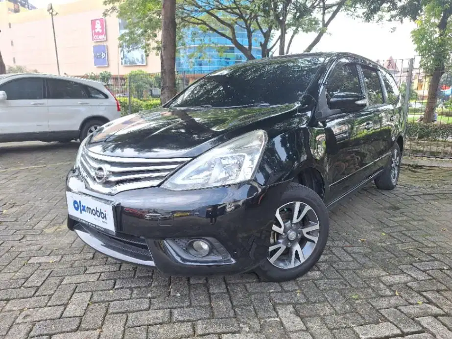 Nissan Grand livina  1.5 XV Bensin-AT 2018 Hitam