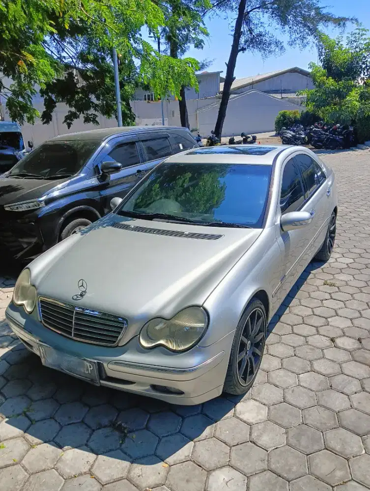 Mercedes-Benz C240 2003 Bensin