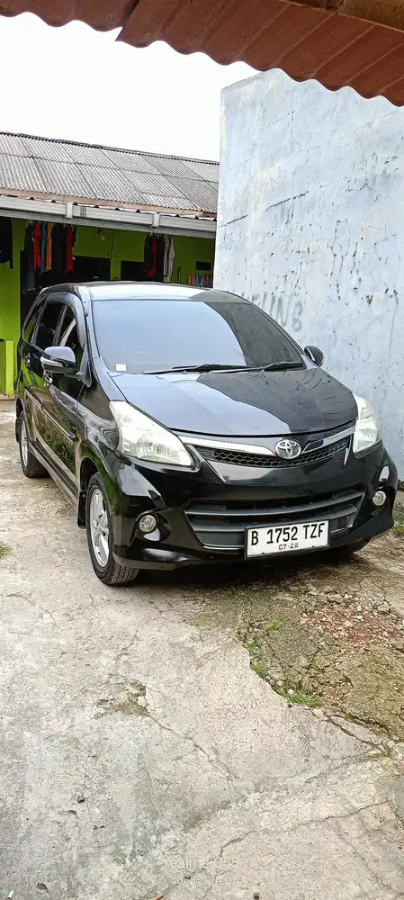 Veloz matic 1,5 tahun 2012