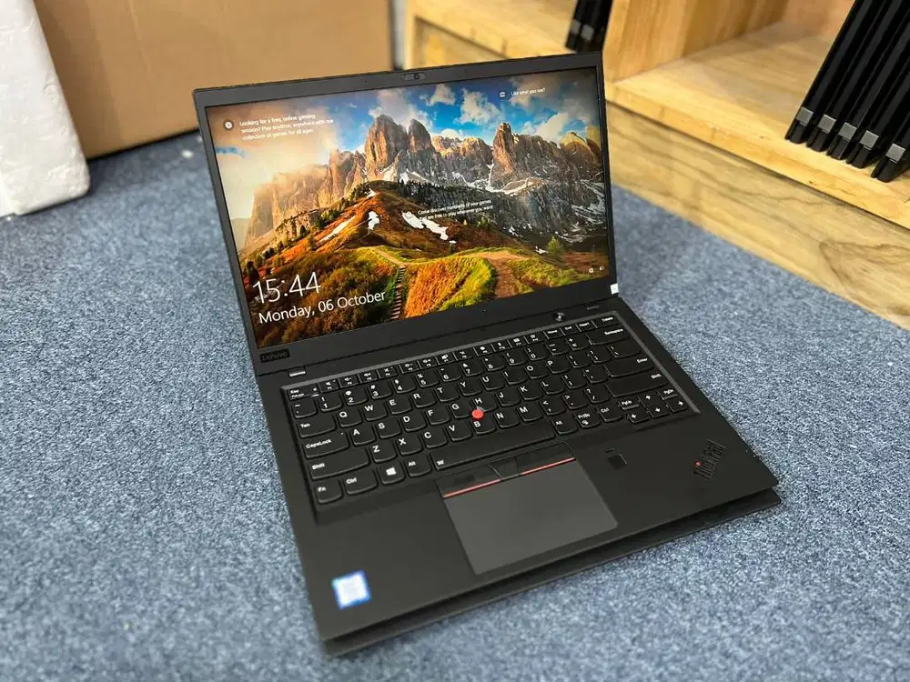 Laptop Lenovo Thinkpad X1 Carbon i7 Gen8 Touch Ram 16GB N-WJ