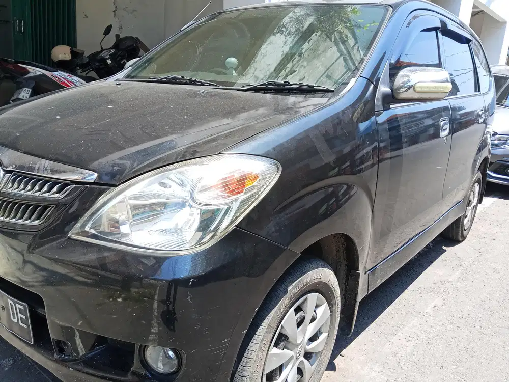 Toyota Avanza 2010 Bensin