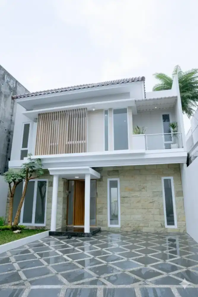 RUMAH MEWAH MURAH DEKAT HOTEL HYATT UGM MALIOBORO TANAH BESAR 4 KT 4KM