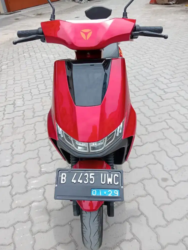 Dijual Motor Listrik Yadea T9 Tahun Pemakaian 2024