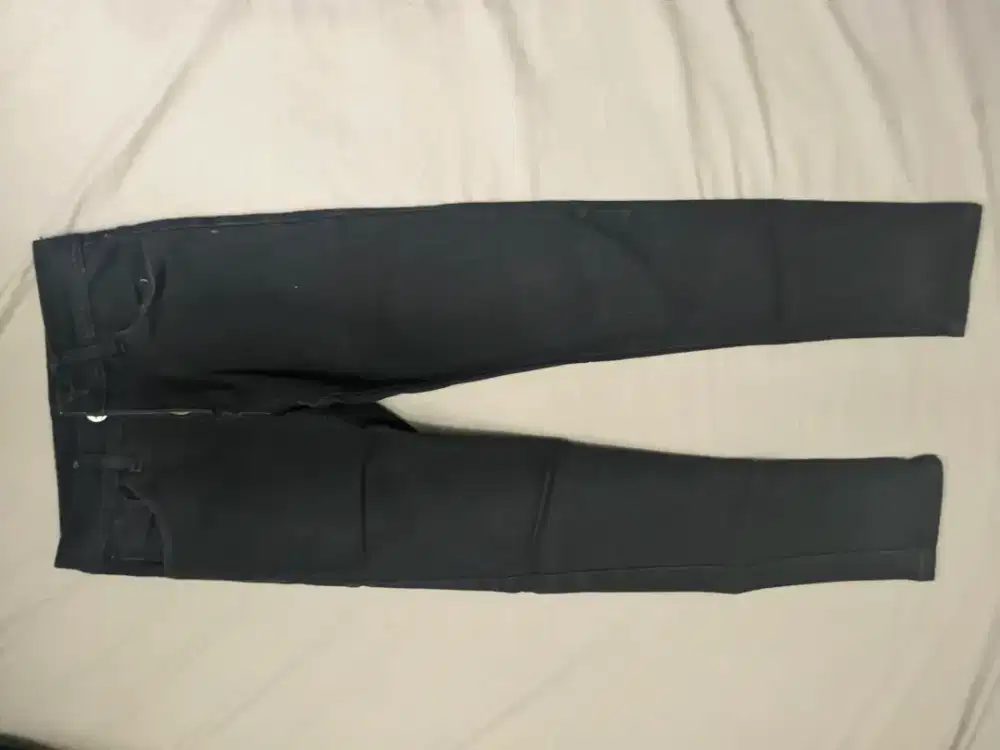 Preloved Jeans Hitam