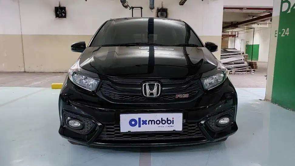 TDP 8,JT Honda Brio 1.2 RS Bensin-AT Hitam 2019