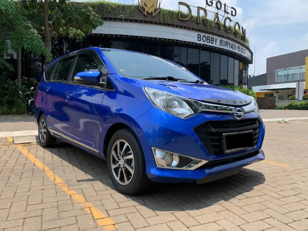 DAIHATSU SIGRA R DELUXE 1.2 AT 2016
