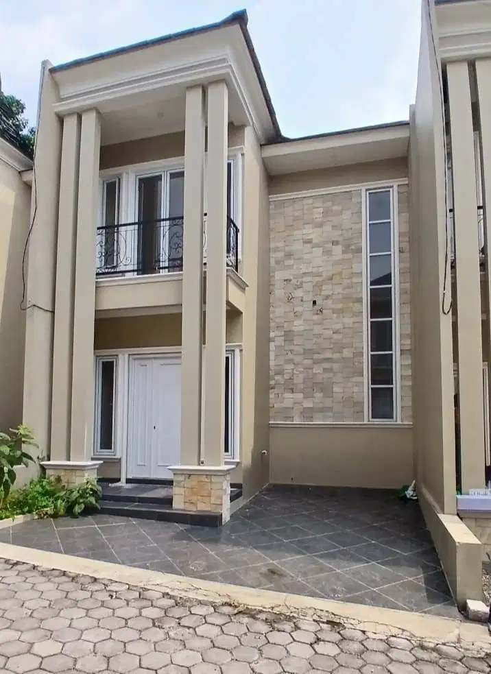 Over Kredit rumah 2lantai 120JT dkt Alun alun GDC @Geneve Residence