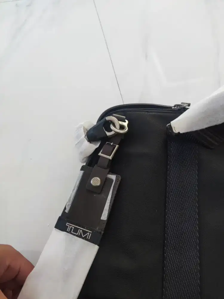 Jual tas TUMI, BU