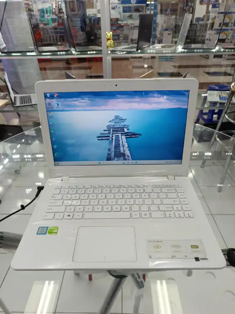Laptop Asus VivoBook X442UR 14