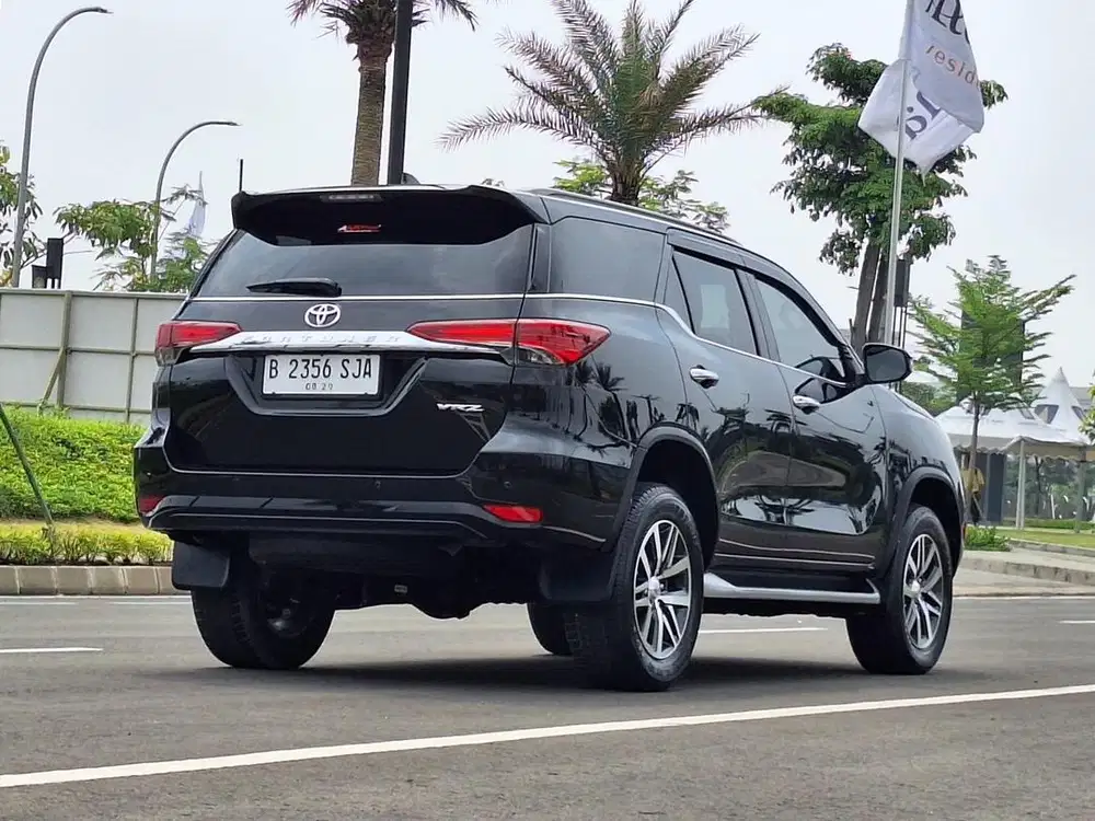 2019 Fortuner VRZ 2.4 A/T