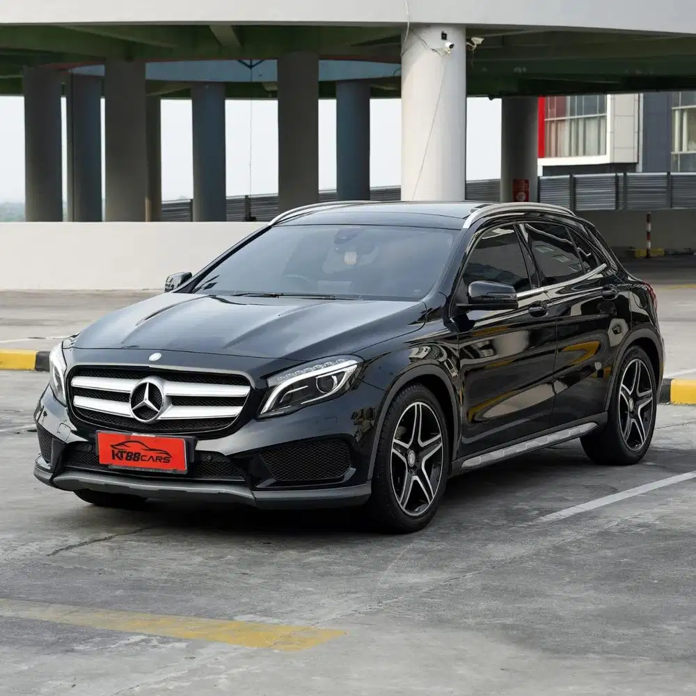 MERCEDEZ GLA200 AMG SPORT LINE TAHUN 2014