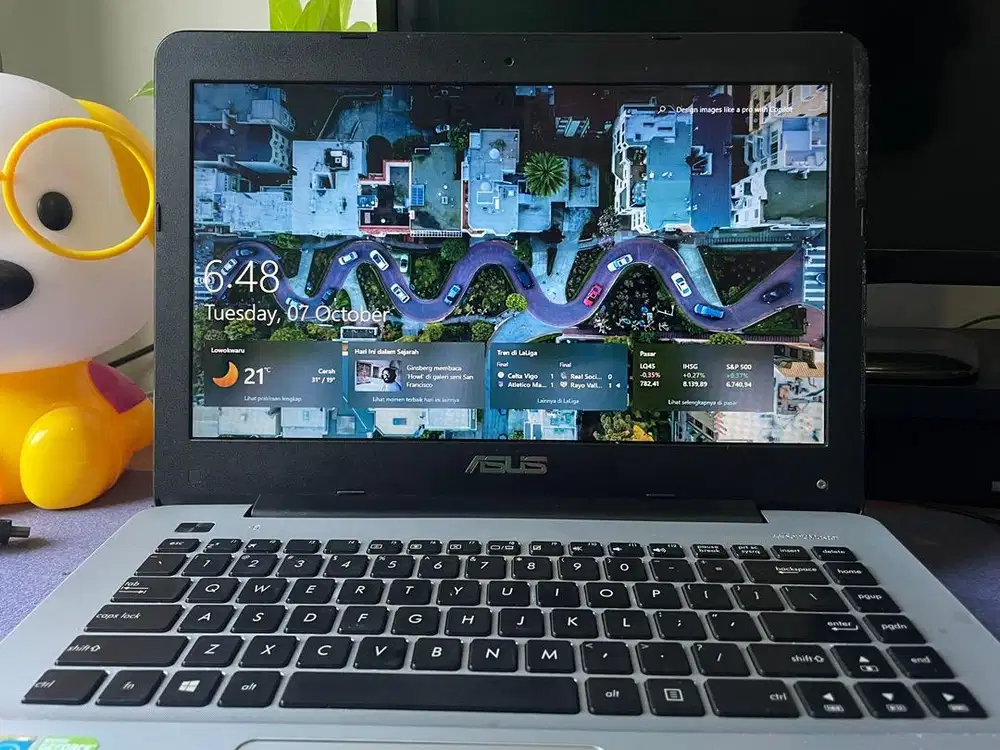 Laptop gaming Asus A455L i5 gen 5 Nvidia geforce 930M