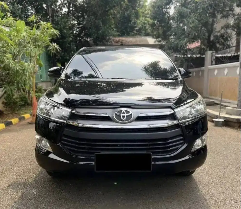 Toyota Kijang Innova (2017)