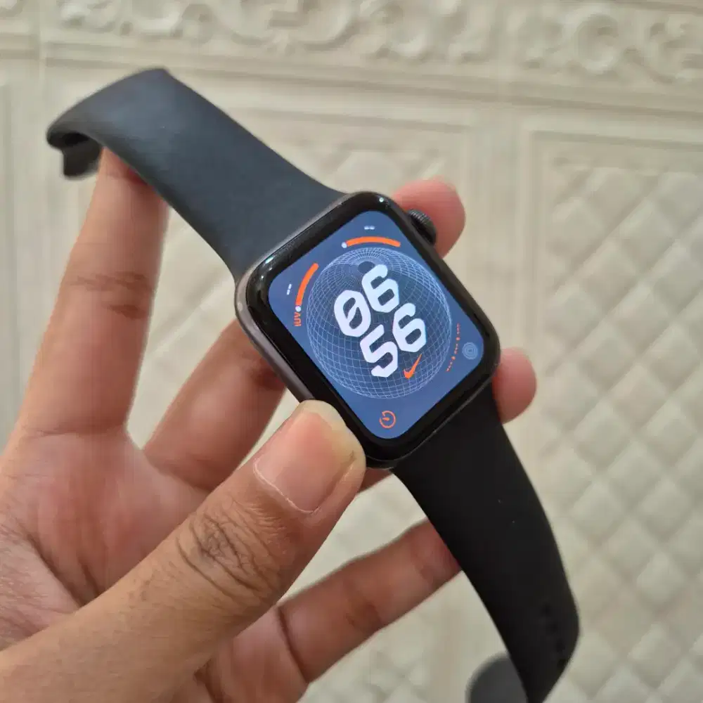 Apple Watch 5 40mm Ibox
Mulus