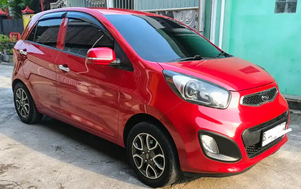 KIA PICANTO AT / 2013 istimewa