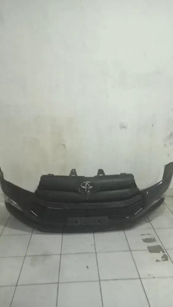 Bumper Depan innova reborn