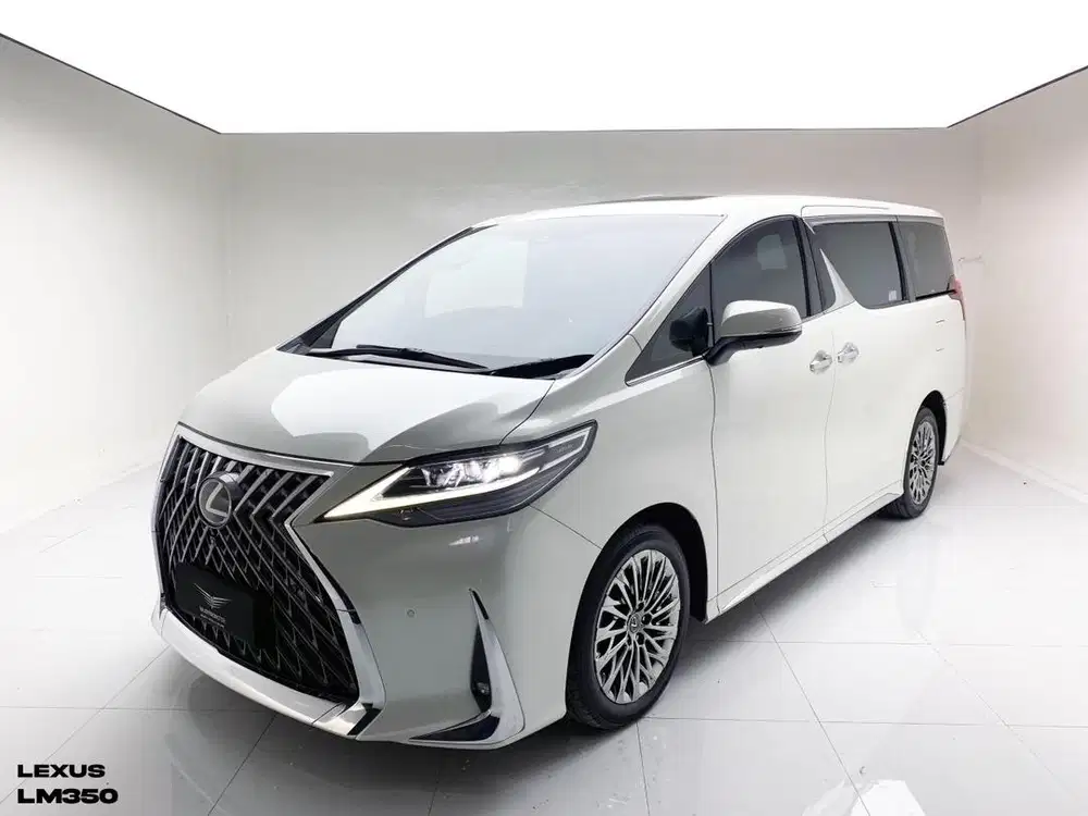 LEXUS LM350 7 SEATER 2020 – WHITE ON BLACK