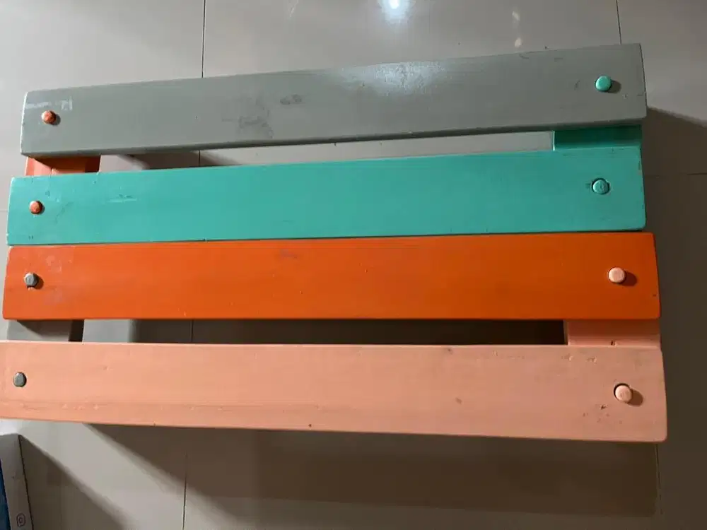 Papan titian latihan anak jalan