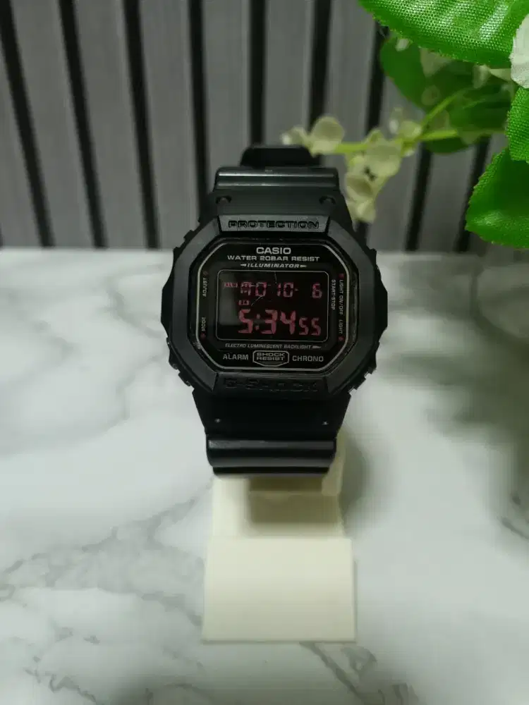 Gshock Dw-5600MS