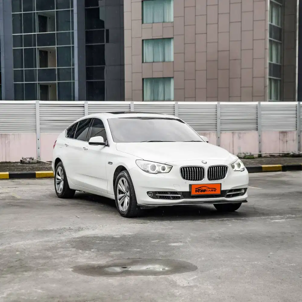 Bmw 535i GT 3.0 AT luxury 2011 putih