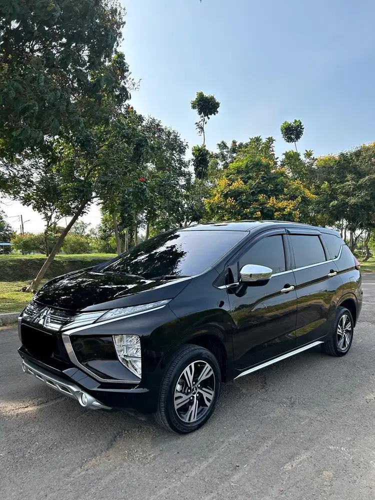 Xpander Ultimate harga cash