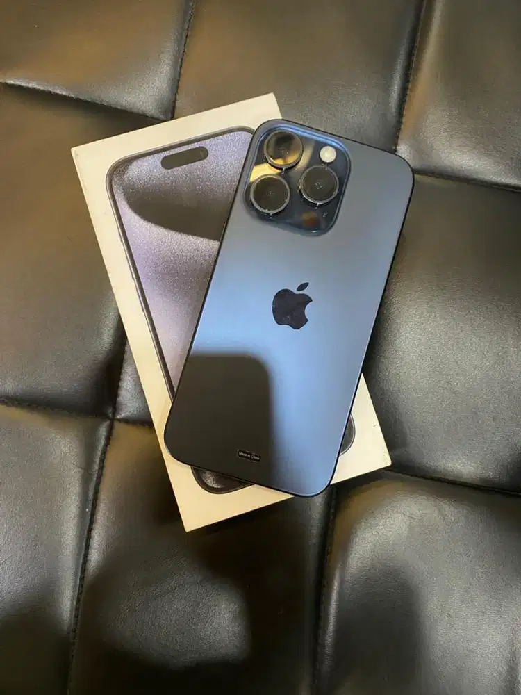 iPhone 15 Pro 256GB iBox