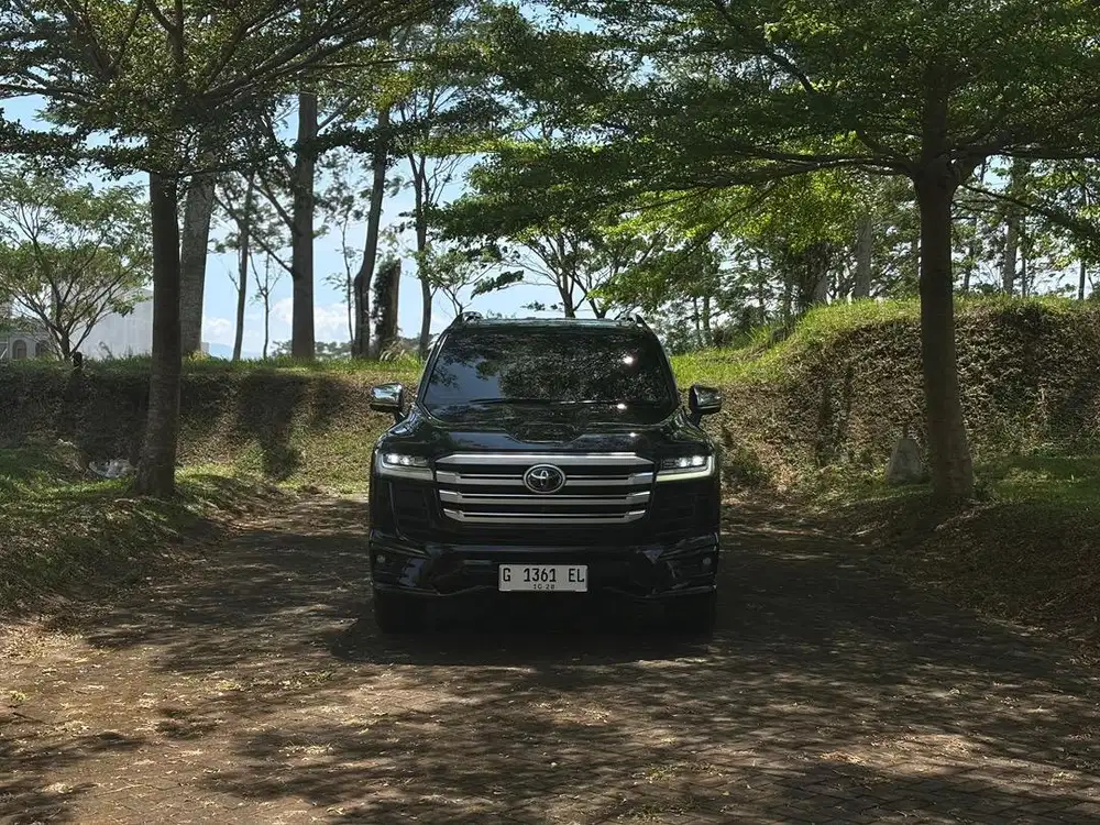 Land Cruiser Vxr 300 2022