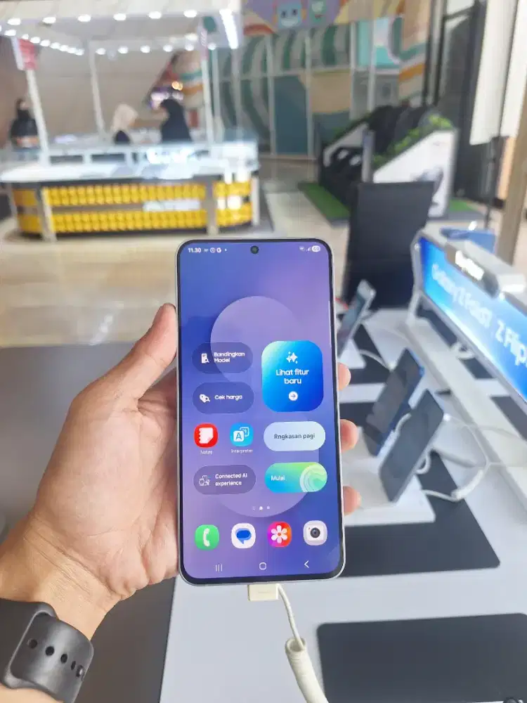SAMSUNG Galaxy S25 FE