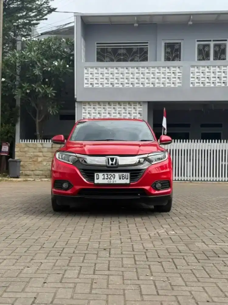 Hrv s matic 2018 antik 
low km 75rb
Bpkb stnk lengkap