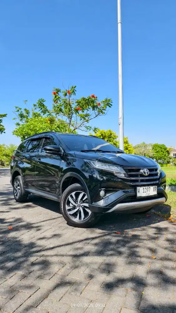 Toyota Rush 1.5 G Matic 2023 Istimewa like new