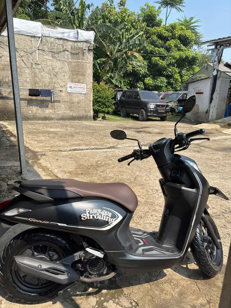Honda Genio Cbs ISS 2023 km low Pajak hidup