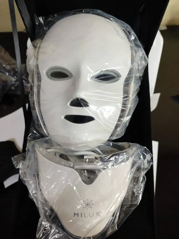 Masker 7 warna 7 LED color beauty mask dan neck Milux ori korea