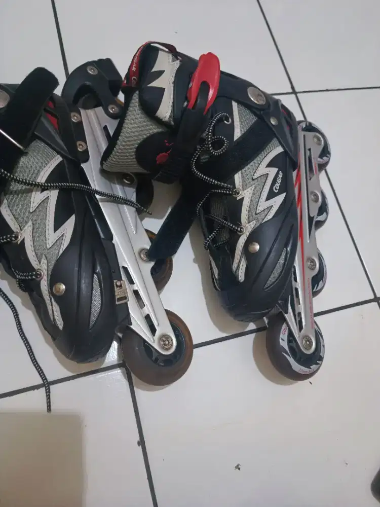 Sepatu Roda Cougar Inline 38-41 Mulus