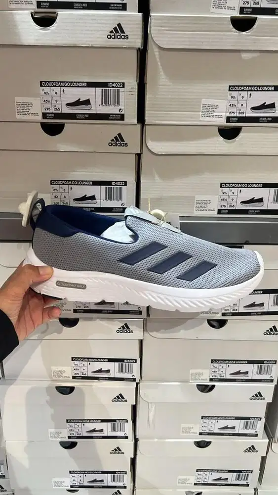 Sepatu Adidas Cloudfoam Slip on