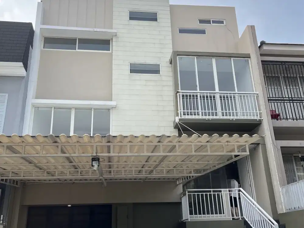 Rumah PIK Layar Permai Kayara 8x15 Full Renovasi