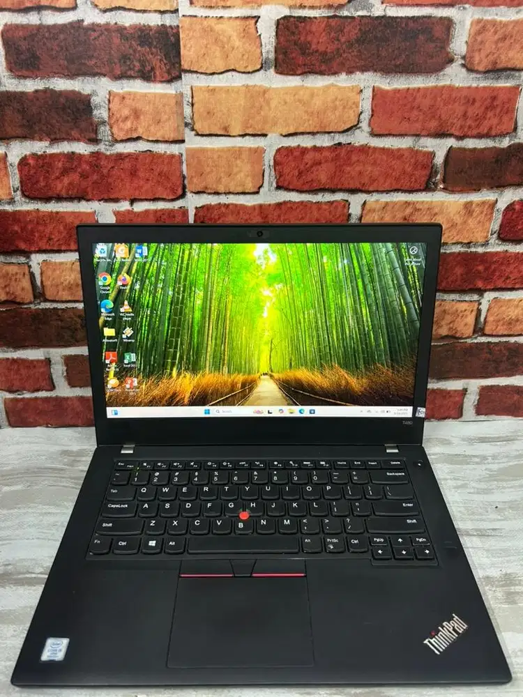 Laptop lenovo thinkpad corei5 gen 8 (touchscreen)