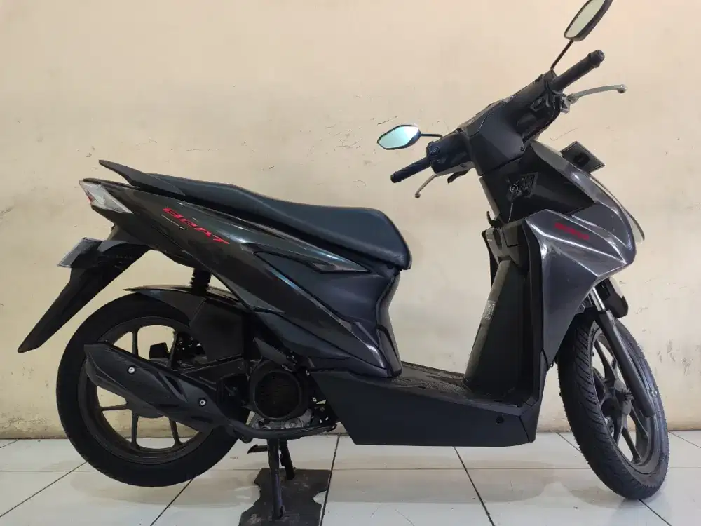 Beat FI 2024 DELUXE istimewa mulus terawat siap pakai...