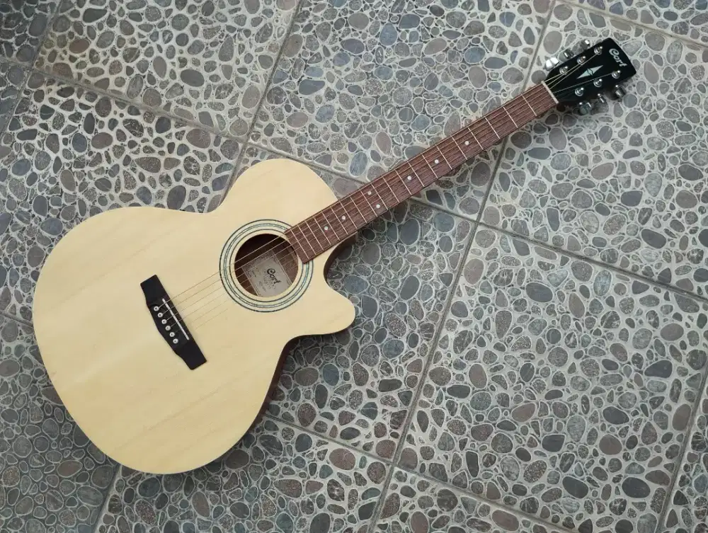 Gitar Akustik Cort SFX Me Op