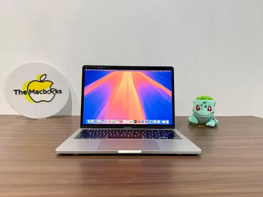 Macbook Pro Touchbar 2020 CTO core i7 silver Ram 8gb Ssd 200gb 13 inch