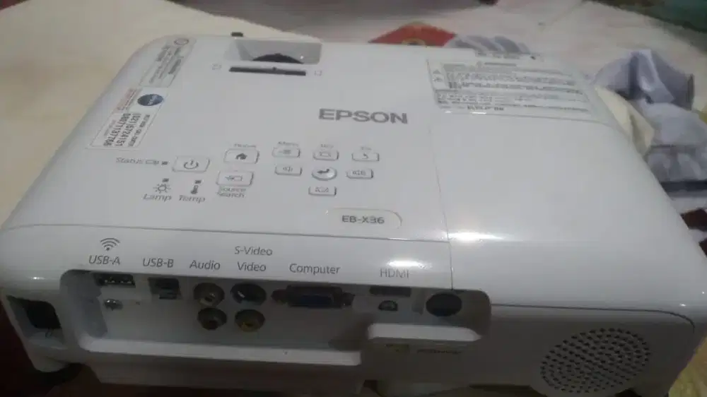 Info cus  merek Epson EB-X36