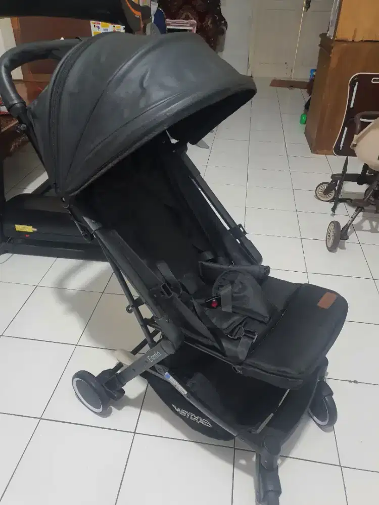 Jual stroller babydoes esmio like new