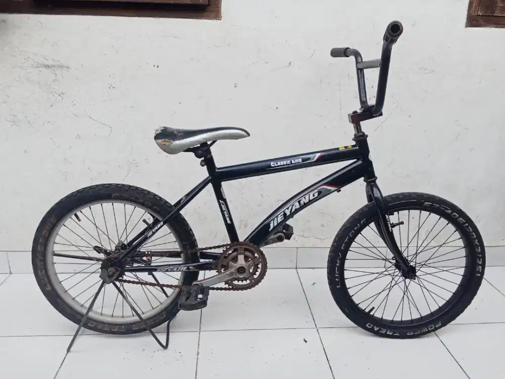 Sepeda bmx uk 20