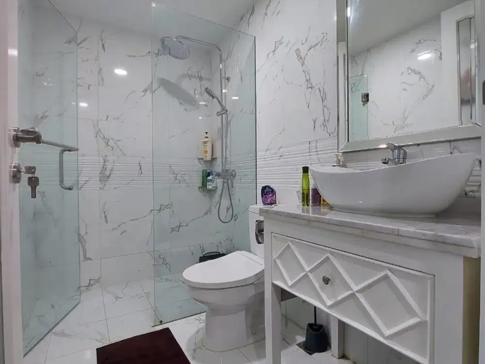 Kemang Village Infinity 2BR 121m2 private lift usd1600