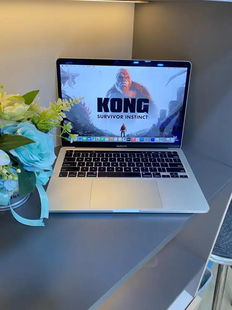 MacBook Pro 2020 Intel Core i5 Ram 16 GB Storage 256 GB