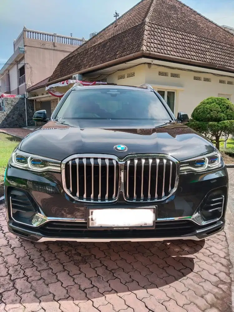 BMW X7 2022 Bensin