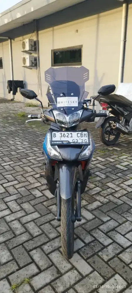 Supra X Helm in