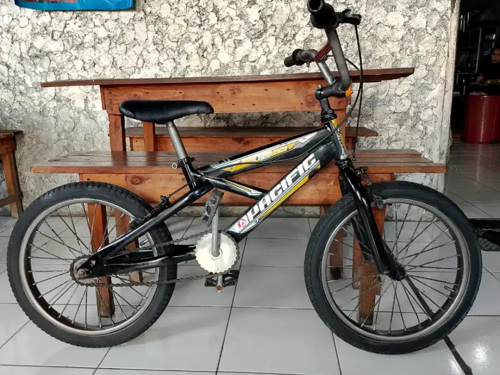 BMX pacipic 18 ban jumbo tebal
